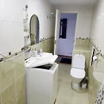Cozy Little Penthouse Free Parking, Self Check In * タリン