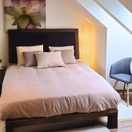 Cozy Little Penthouse Free Parking, Self Check In * Tallinn