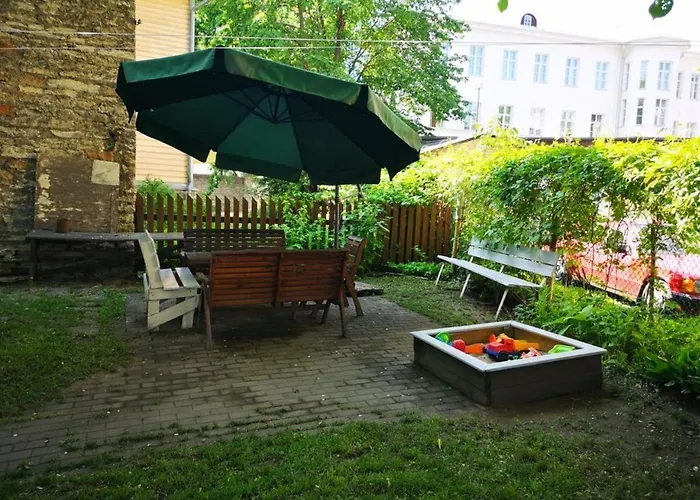 Cozy Little Penthouse Free Parking, Self Check In 탈린