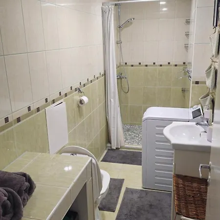 アパート Cozy Little Penthouse Free Parking, Self Check In *