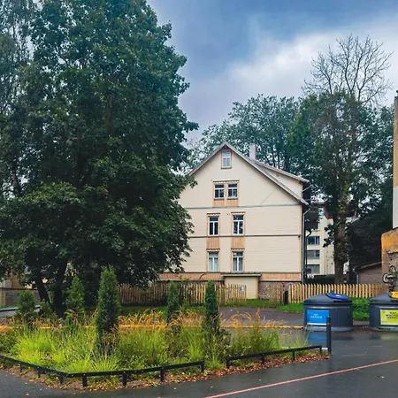 Apartman Cozy Little Penthouse Free Parking, Self Check In *