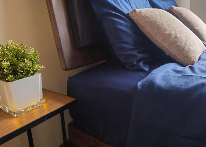 Lejlighed Cozy Little Penthouse Free Parking, Self Check In *