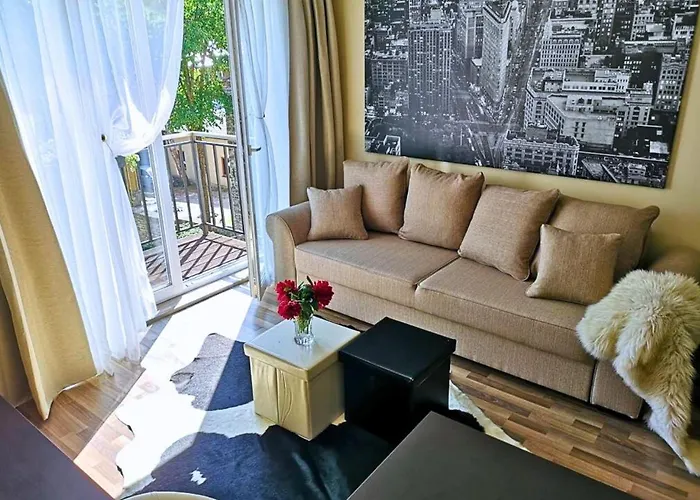 Lejlighed Cozy Little Penthouse Free Parking, Self Check In *