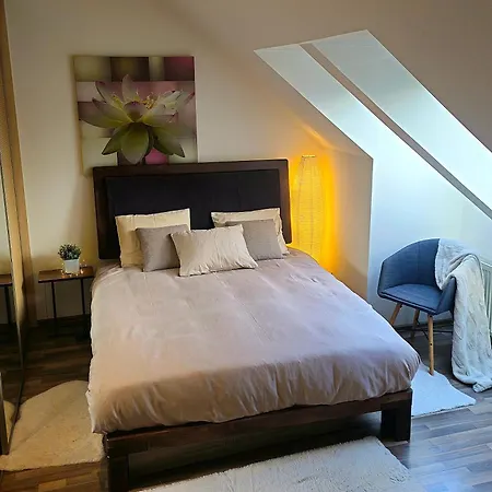 Апартаменты Cozy Little Penthouse Free Parking, Self Check In Таллин